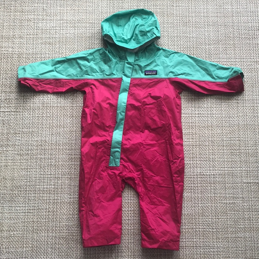 Patagonia Rain Suit (size 6-12m)